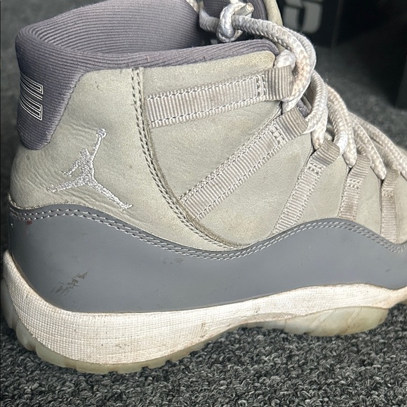 jordan 11 size 8.5 mens